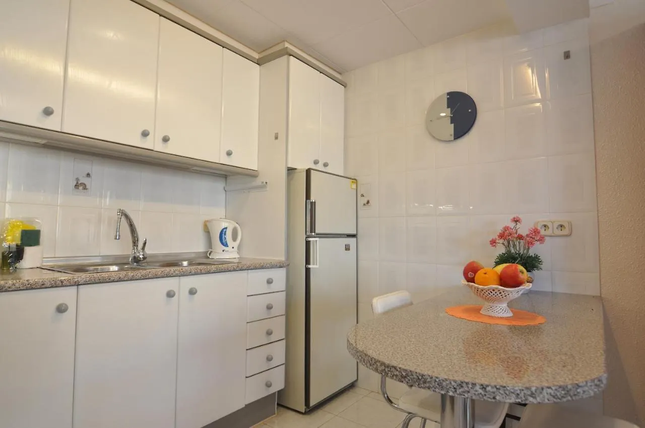 RNET - Rhc- 2214 - Rosas Holiday Center Apartamento